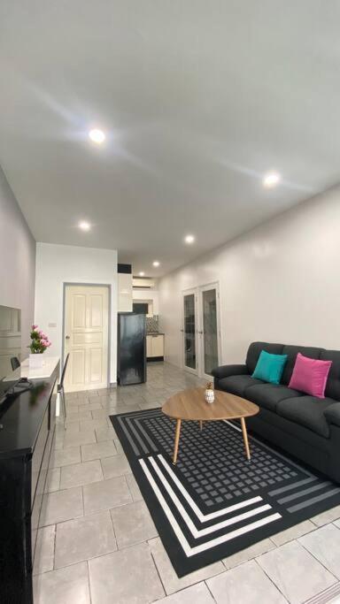 Pool Villa Pattaya Phratamnak C2- 2 Bedroom Jomtien Beach Zewnętrze zdjęcie